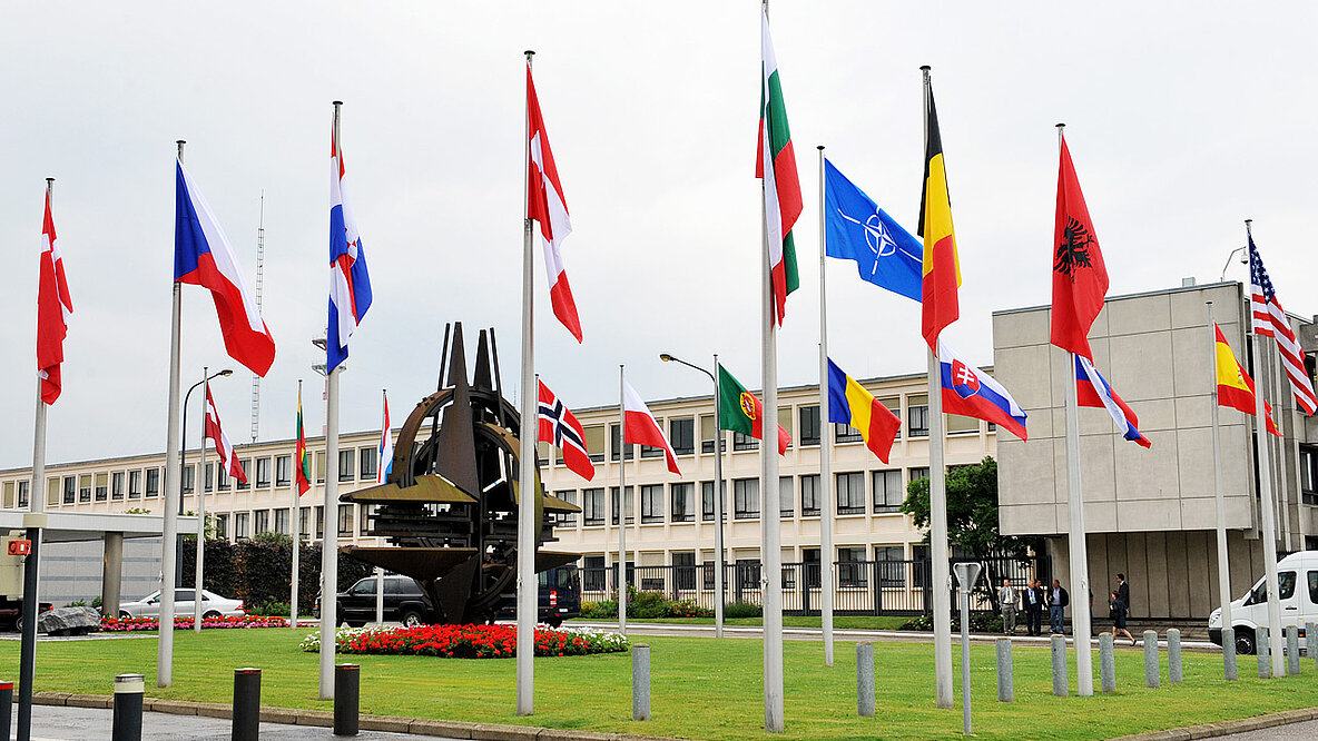 NATO’nun ana görev Kürtlerin ulusal mücadelesini bastırmak mıdır?